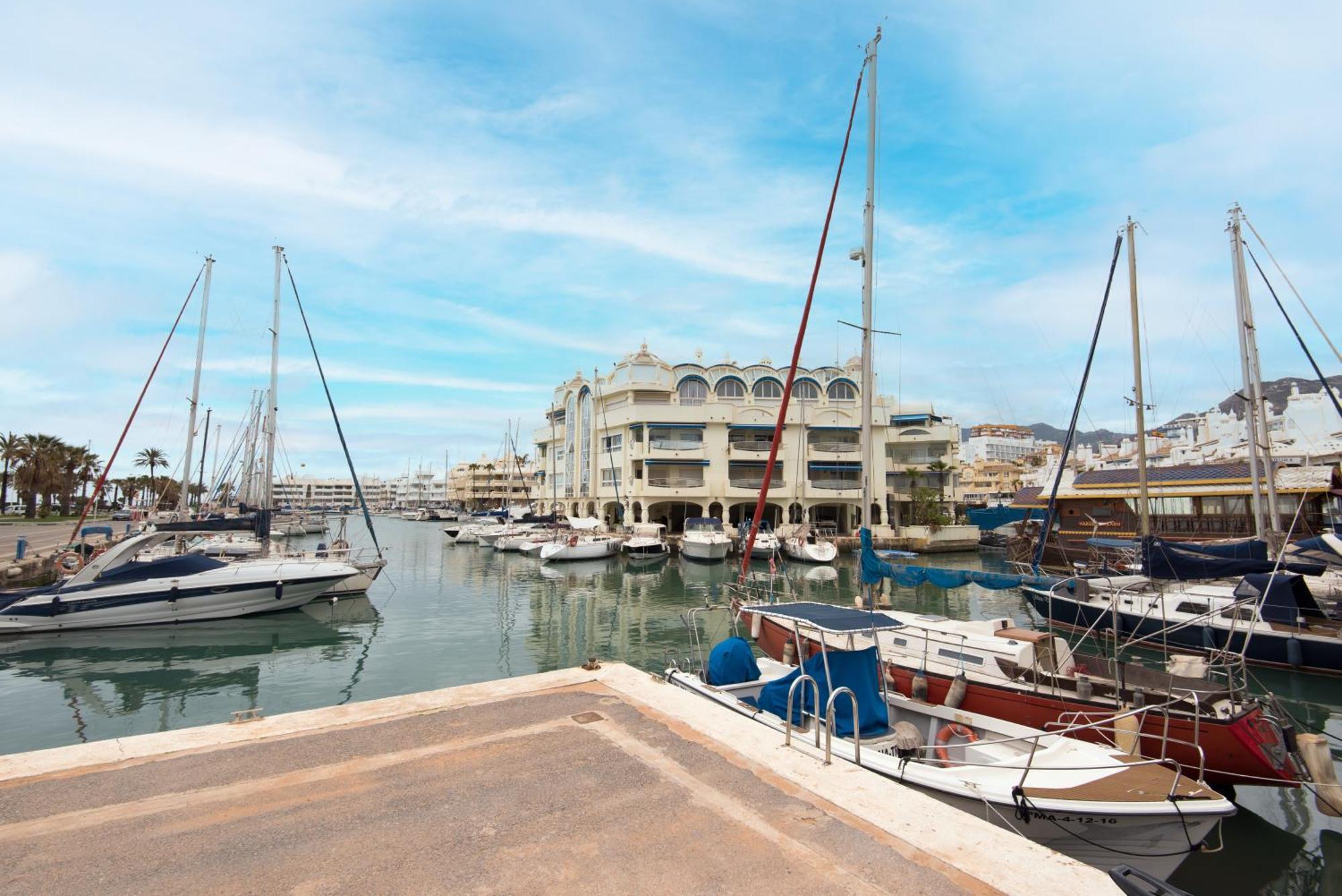 Apartamento PUERTO MARINERO en El Puerto Marina de Benalmádena en el corazón de la Costa del Sol. Exterior foto